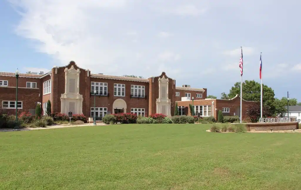 suing a school in texas